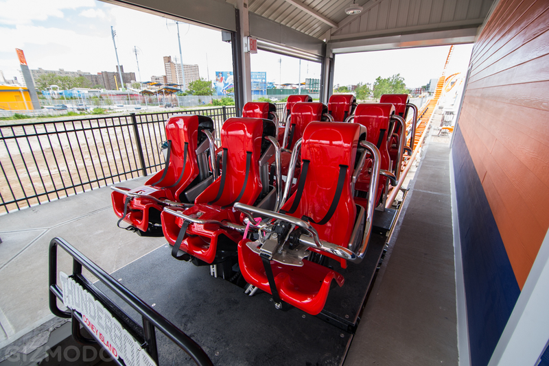 Illustration for article titled Coney Island's Newest Roller Coaster Is Narrower Than Most Apartments